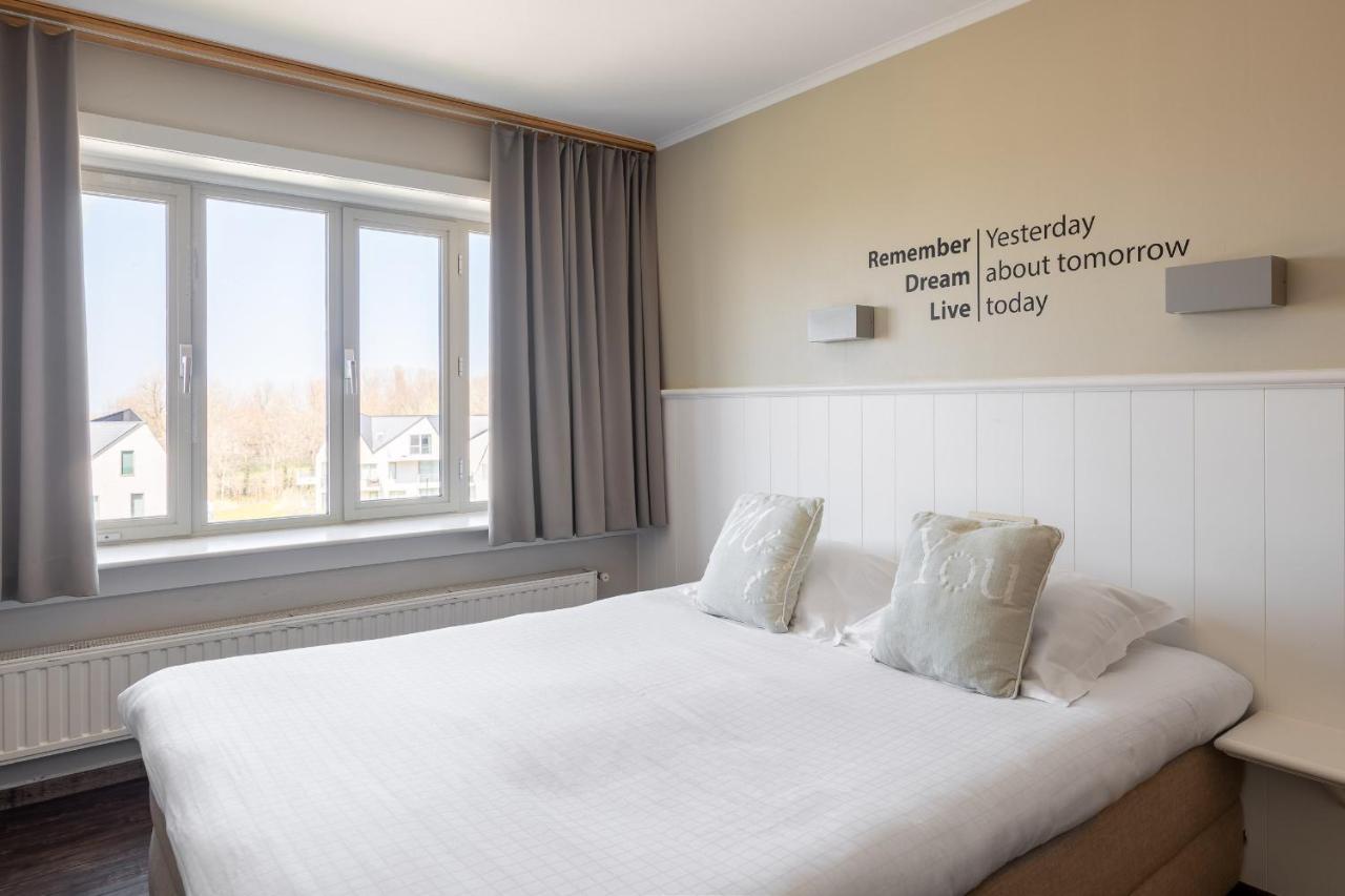 Aparthotel West Bay Middelkerke Esterno foto